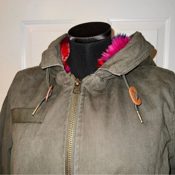 Belle Vere Winter Coat Jacket Size Medium - Picture 5 of 8